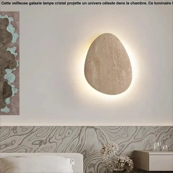 Applique en travertin beige design organique led élégante