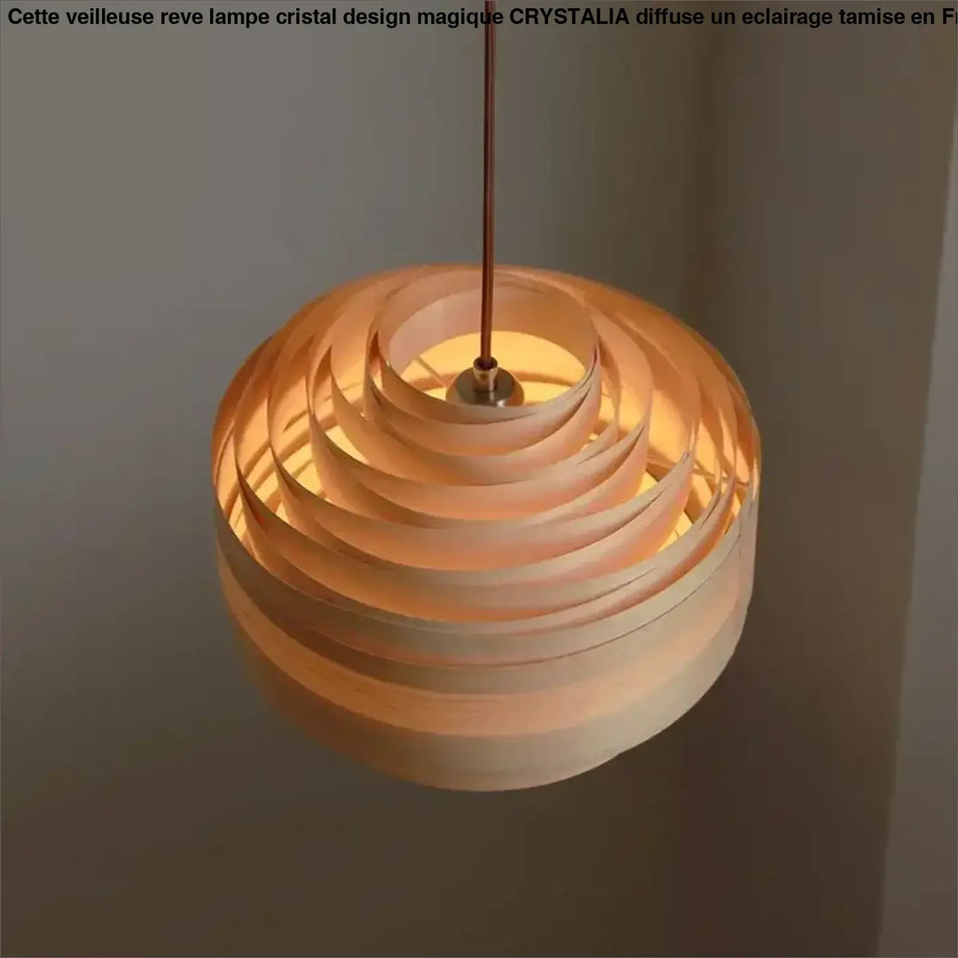Suspension bois artisanale avec lumière douce chic