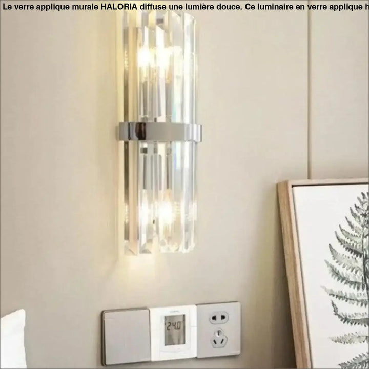 Verre applique murale haloria avec tiges verticales en cristal et bande chromée élégante pour un éclairage moderne
